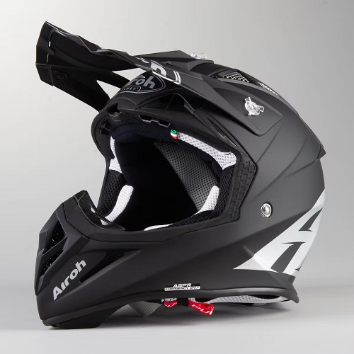 Casco Airoh Aviator ACE Nero